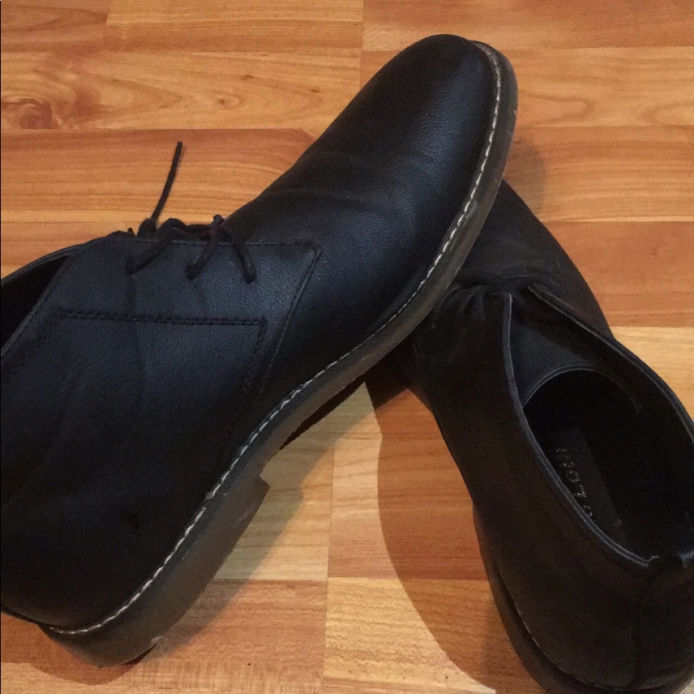 Men’s Dress Shoes Size 9